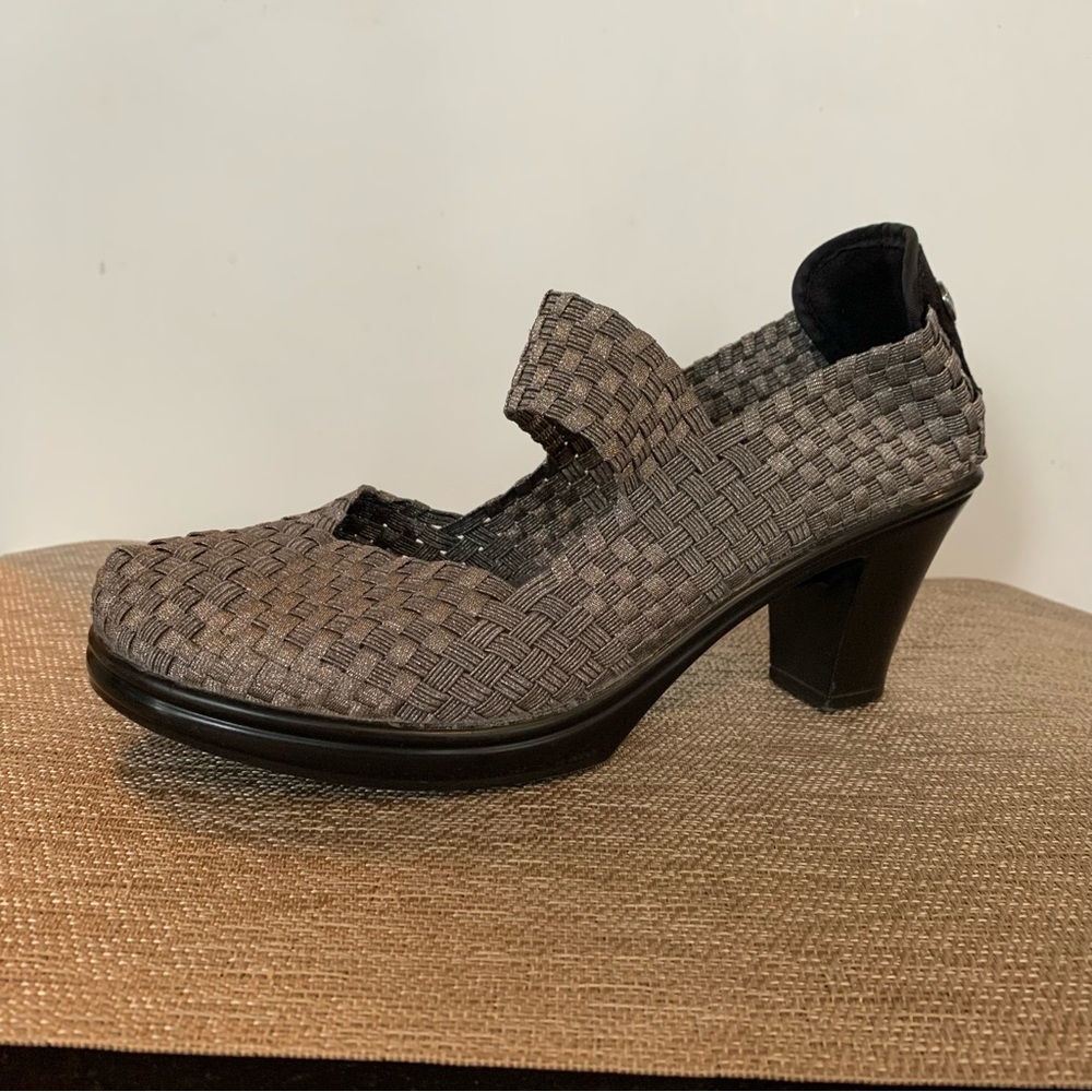 bernie mev. Women's Taupe Woven Heels